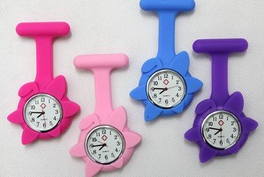 Вахта Wristband силикона формы цветка, закручивает вахту кварца карманного вахты резиновый