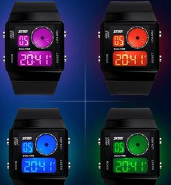 Планка цифрового вахты Mutifunction 2 спортов часового пояса пластичная с 5 backlights цветов