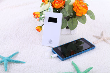 портативный банк силы 5000mAh для мобильных устройств с дисплеем 5V 2.1A Lcd вывел наружу DC