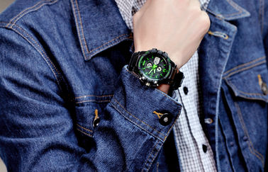 Wristwatch двойного часового пояса человека OEM непрерывнодискретный с всечасным перезвоном