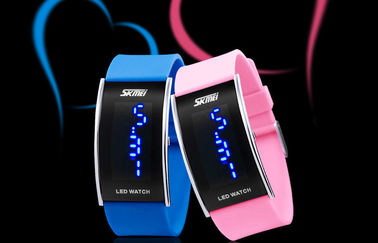 Unisex упорная воды ATM wristwatch 3 СИД цифров диапазона PU