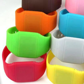 Вахта водить Wristband силикона экрана касания подарка малышей, вахта спортов силикона