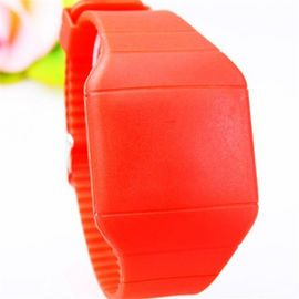 Экран касания СИД цифров Wristband силикона спортов желтых людей/женщин